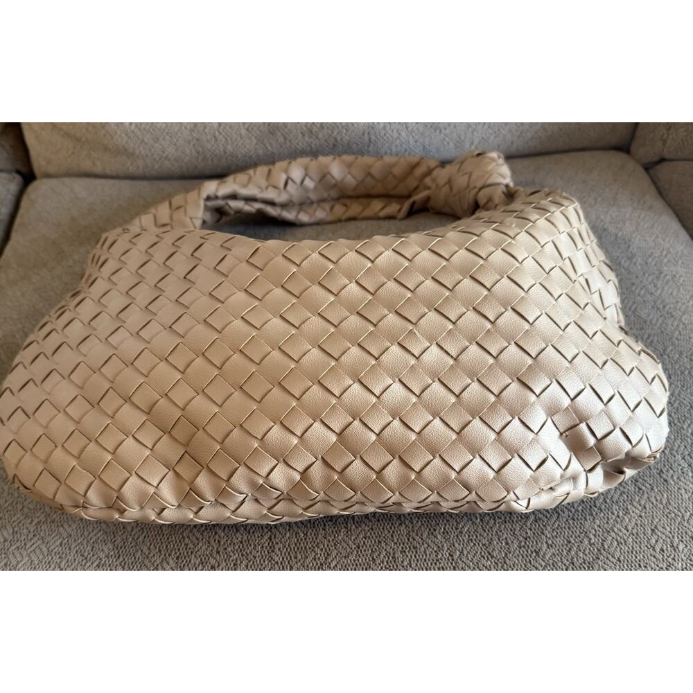 Urban Expressions Vanessa Vegan Hobo Bag Tan Shoulder Purse Woven - Picture 4 of 10